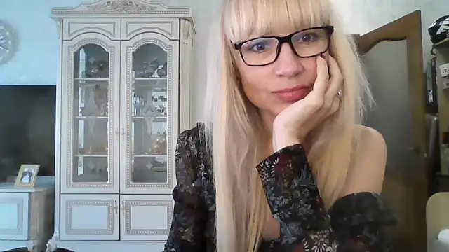 BarbaraKim online show from July 2026 11:17:02 AM