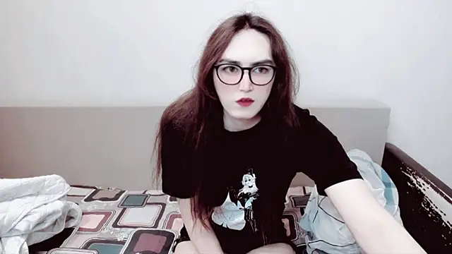 MinniMaksy online show from May 2026 07:15:02 AM