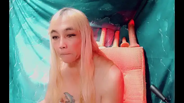 Snapshot of DLPnaoki8 chatting on October 2025 09:21:01 PM DLPnaoki8 online show from October 2025 09:21:01 PM