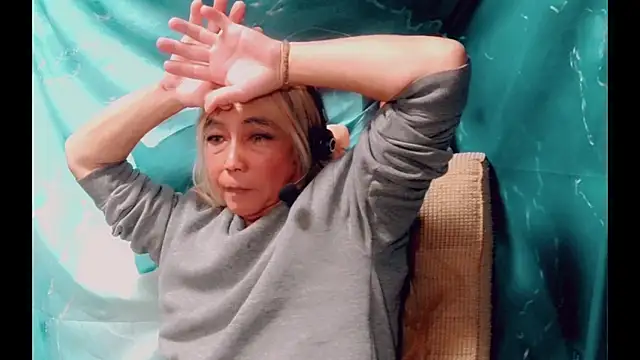 Snapshot of DLPnaoki8 chatting on November 2025 02:10:02 PM DLPnaoki8 online show from November 2025 02:10:02 PM