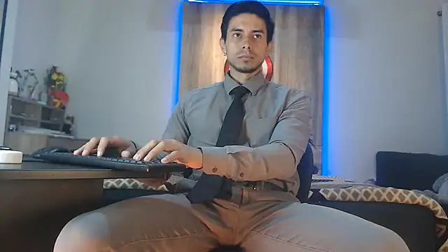 Snapshot of Andrew_4_ chatting on September 2025 03:50:02 AM Andrew 4 online show from September 2025 03:50:02 AM