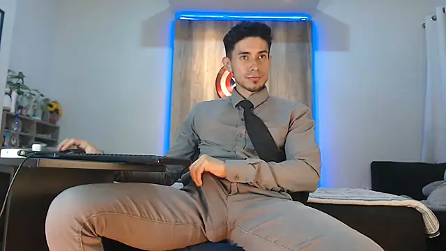 Snapshot of Andrew_4_ chatting on November 2025 06:55:01 AM Andrew 4 online show from November 2025 06:55:01 AM