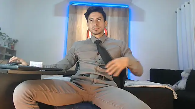 Snapshot of Andrew_4_ chatting on November 2025 03:16:02 AM Andrew 4 online show from November 2025 03:16:02 AM