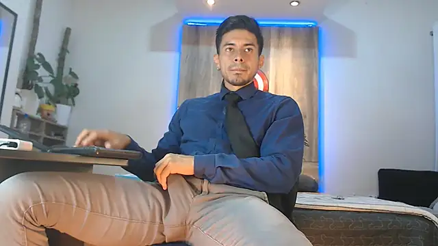 Snapshot of Andrew_4_ chatting on February 2026 03:10:01 AM Andrew 4 online show from February 2026 03:10:01 AM