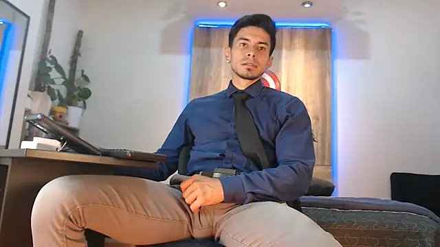 Snapshot of Andrew_4_ chatting on February 2026 01:53:02 AM Andrew 4 online show from February 2026 01:53:02 AM