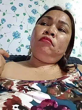 XXLorie 02 online show from March 2026 02:32:01 PM