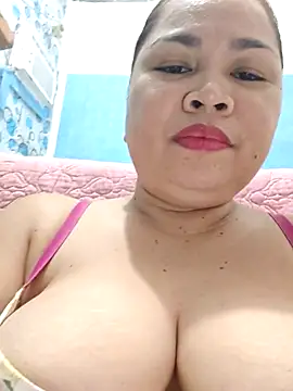 XXLorie 02 online show from March 2026 12:39:01 AM