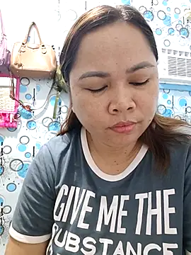 XXLorie 02 online show from May 2026 10:28:01 PM