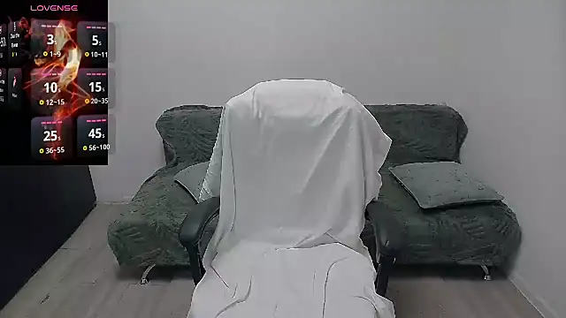 erikaerika online show from May 2026 07:25:02 AM