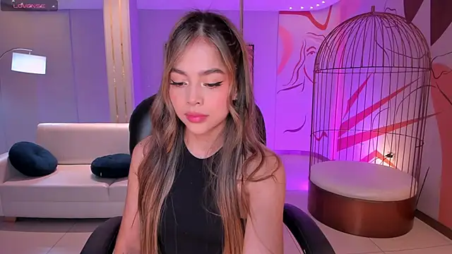 AmyDavis  online show from February 2025 03:04:02 AM