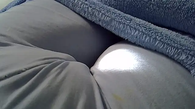 perescam online show from October 2025 07:21:02 PM