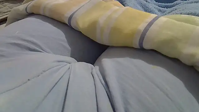 perescam online show from November 2025 03:49:01 AM