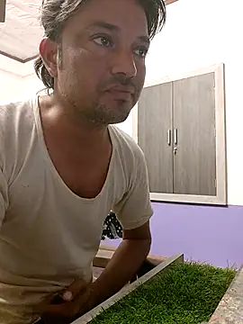 HotBoyOm online show from February 2026 10:05:01 AM