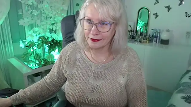 Ghertrude52 online show from February 2026 06:51:01 AM