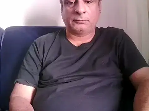 Snapshot of desipapaxxx chatting on January 2025 08:42:01 AM desipapaxxx online show from January 2025 08:42:01 AM