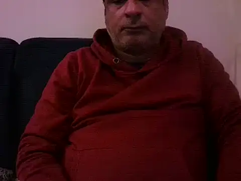 Snapshot of desipapaxxx chatting on January 2025 03:11:01 PM desipapaxxx online show from January 2025 03:11:01 PM