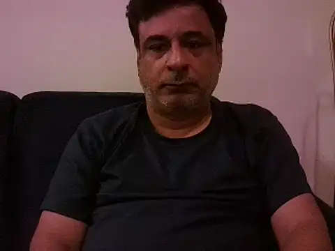 Snapshot of desipapaxxx chatting on February 2025 07:51:01 PM desipapaxxx online show from February 2025 07:51:01 PM