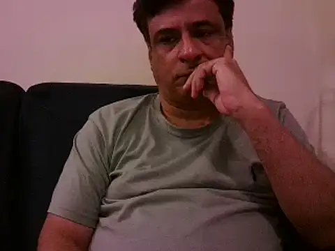 Snapshot of desipapaxxx chatting on February 2025 06:45:01 PM desipapaxxx online show from February 2025 06:45:01 PM