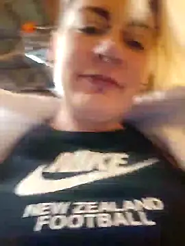 PinkTheHawk online show from October 2025 04:55:02 AM