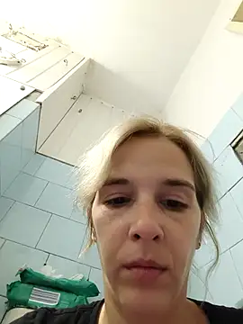 Snapshot of SexxyLety chatting on October 2025 01:00:02 PM SexxyLety online show from October 2025 01:00:02 PM