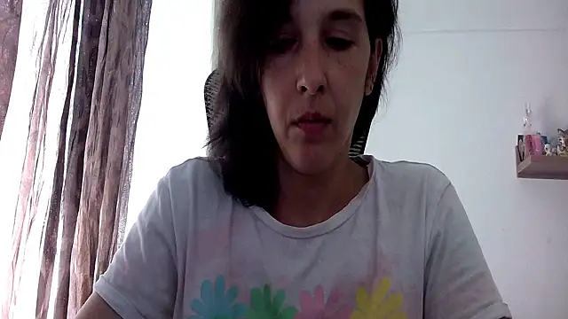 Snapshot of SexxyLety chatting on May 2026 09:39:02 AM SexxyLety online show from May 2026 09:39:02 AM