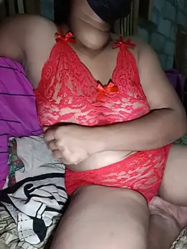 Snapshot of Lovelycouple200 chatting on July 2026 03:49:02 PM Lovelycouple200 online show from July 2026 03:49:02 PM