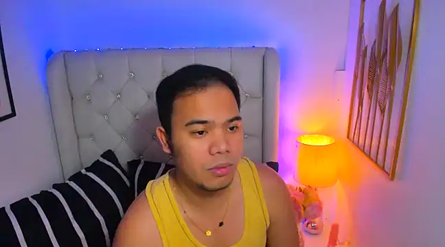 Snapshot of AsianZero chatting on February 2025 04:50:02 PM AsianZero online show from February 2025 04:50:02 PM