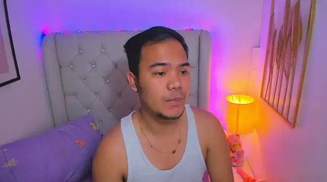 Snapshot of AsianZero chatting on February 2025 07:58:02 AM AsianZero online show from February 2025 07:58:02 AM