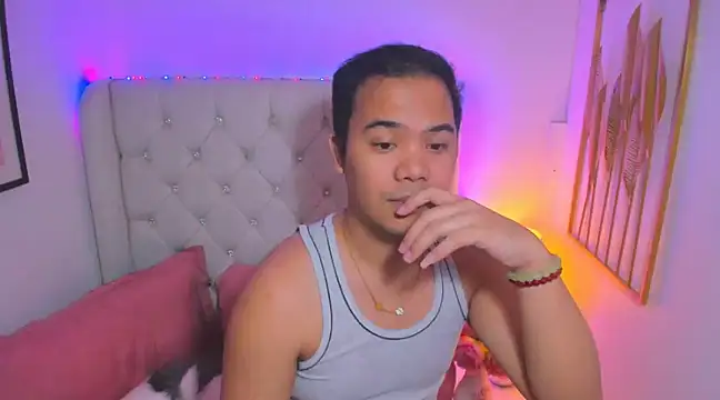 Snapshot of AsianZero chatting on March 2025 09:18:02 AM AsianZero online show from March 2025 09:18:02 AM