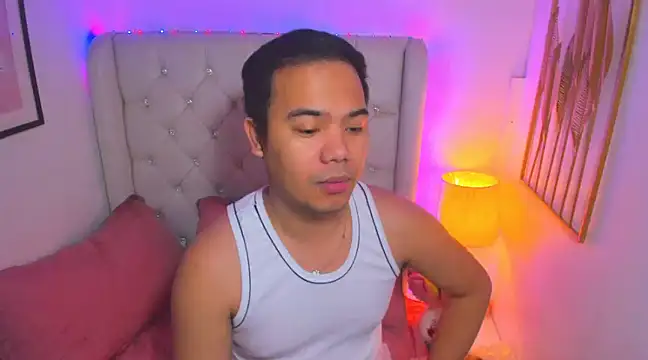 Snapshot of AsianZero chatting on March 2025 07:37:02 AM AsianZero online show from March 2025 07:37:02 AM