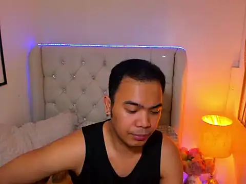 Snapshot of AsianZero chatting on February 2026 06:29:02 PM AsianZero online show from February 2026 06:29:02 PM