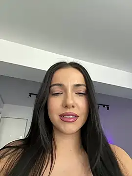 Snapshot of Rileysim88 chatting on February 2025 01:31:02 PM Rileysim88 online show from February 2025 01:31:02 PM