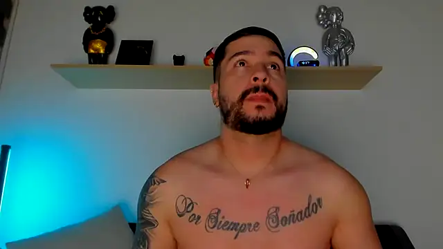 Snapshot of camilo_restrepo21 chatting on February 2025 11:34:02 PM camilo restrepo21 online show from February 2025 11:34:02 PM