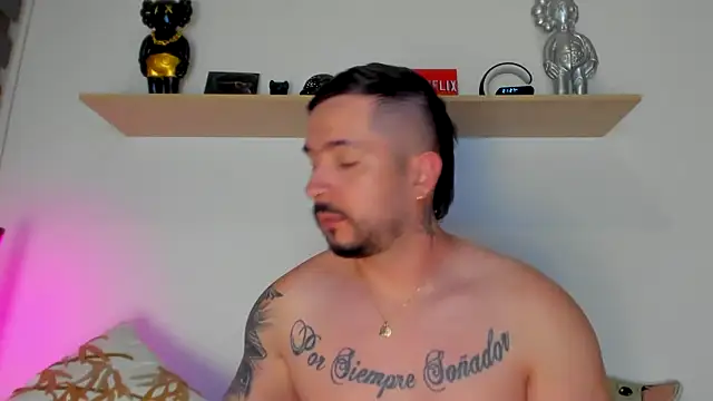 Snapshot of camilo_restrepo21 chatting on September 2025 02:22:02 AM camilo restrepo21 online show from September 2025 02:22:02 AM