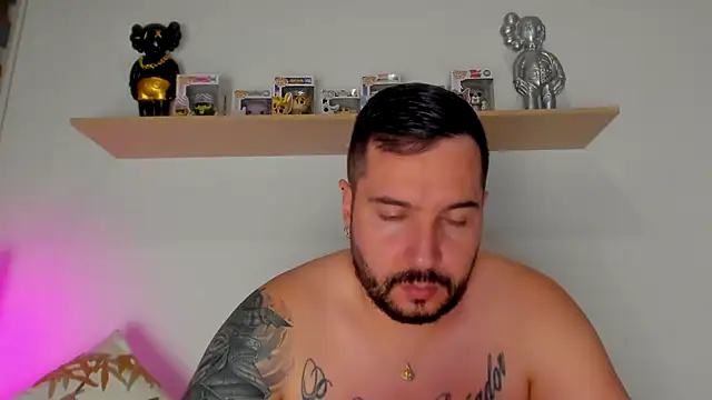 Snapshot of camilo_restrepo21 chatting on October 2025 11:38:02 PM camilo restrepo21 online show from October 2025 11:38:02 PM