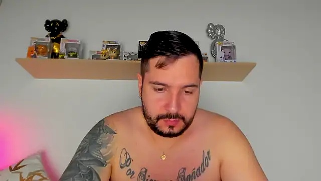 Snapshot of camilo_restrepo21 chatting on December 2025 12:49:02 AM camilo restrepo21 online show from December 2025 12:49:02 AM