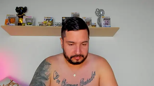 Snapshot of camilo_restrepo21 chatting on January 2026 12:27:01 AM camilo restrepo21 online show from January 2026 12:27:01 AM