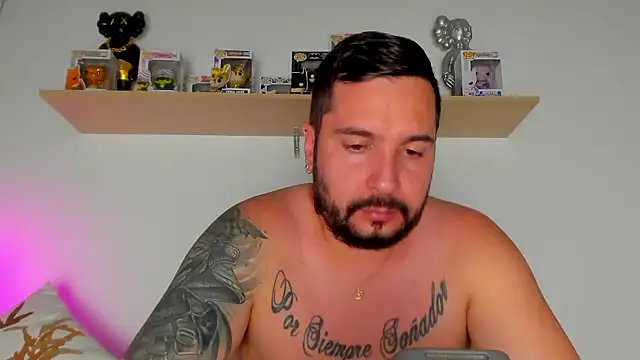 Snapshot of camilo_restrepo21 chatting on January 2026 12:14:02 AM camilo restrepo21 online show from January 2026 12:14:02 AM