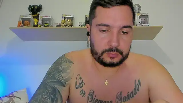 Snapshot of camilo_restrepo21 chatting on April 2026 01:49:01 AM camilo restrepo21 online show from April 2026 01:49:01 AM