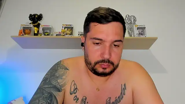Snapshot of camilo_restrepo21 chatting on May 2026 02:17:01 AM camilo restrepo21 online show from May 2026 02:17:01 AM