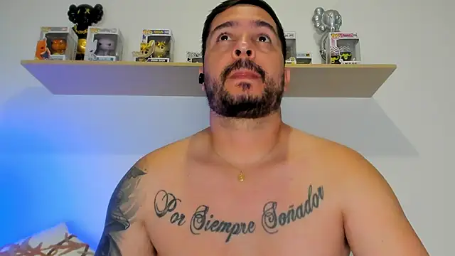 Snapshot of camilo_restrepo21 chatting on May 2026 01:03:01 AM camilo restrepo21 online show from May 2026 01:03:01 AM