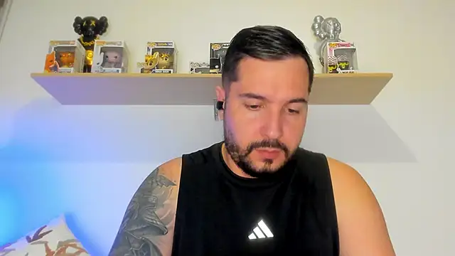 Snapshot of camilo_restrepo21 chatting on May 2026 11:34:01 PM camilo restrepo21 online show from May 2026 11:34:01 PM