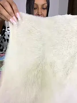 Snapshot of sandylau chatting on February 2026 01:27:02 PM sandylau online show from February 2026 01:27:02 PM