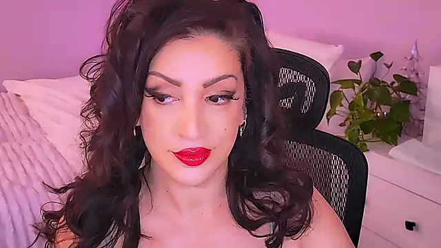 Snapshot of Wonderful_Woman chatting on February 2026 04:22:02 AM Wonderful Woman online show from February 2026 04:22:02 AM