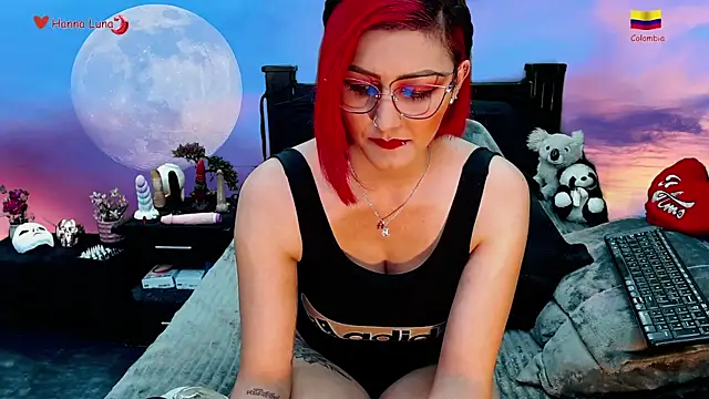 Snapshot of Hanna_Luna chatting on January 2025 07:42:01 AM Hanna Luna online show from January 2025 07:42:01 AM