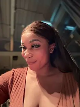   Nessa   online show from January 2025 06:02:01 PM