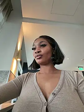   Nessa   online show from February 2026 01:22:02 PM