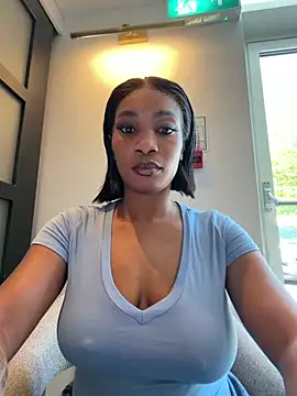   Nessa   online show from May 2026 11:37:01 AM