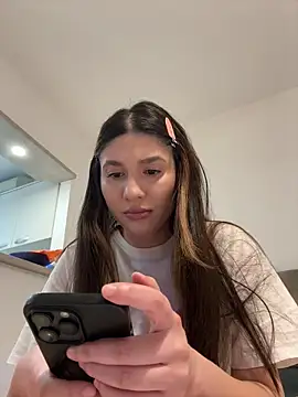 IrisBlues online show from November 2025 05:24:02 PM