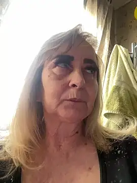 Snapshot of Irina2909@xh chatting on March 2025 01:30:01 PM Irina2909xh online show from March 2025 01:30:01 PM